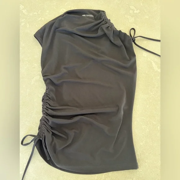 Zara Black Ruched Top - Picture 1 of 2